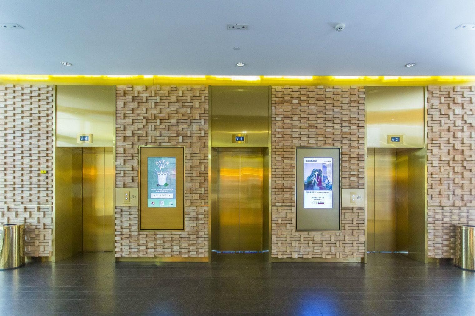 电梯厅